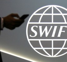 مسؤول اقتصادي: لا يوجد حديث عن فصل روسيا عن SWIFT ولكنها تستعد لأي تطور