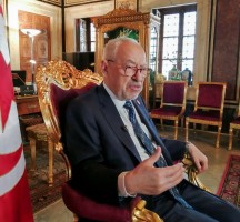 رئيس البرلمان التونسي عاد إلى بيته