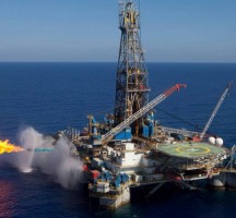 السيسي يصدر قرارا للبحث عن البترول في البحر الأحمر