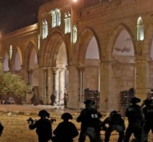 الاعتداء على المصلين في المسجد الاقصى