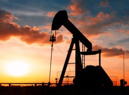 محطة وقود هندية للولايات المتحدة: مشتقات النفط الروسي تحطم الأرقام القياسية