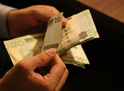 الدينار الليبي مقابل الدولار