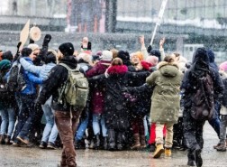 موجة احتجاجات ضد جوازات كوفيد تجتاح أوروبا
