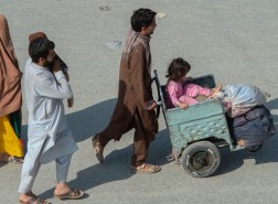 نزوح جماعي من كابل بعد بلوغ مسلحي طالبان أطرافها