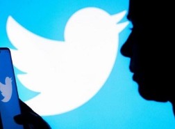 الرقابة الروسية لا ترى أي سبب لإلغاء حظر تويتر في روسيا