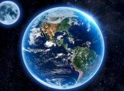 كم يبعد القمر عن الارض