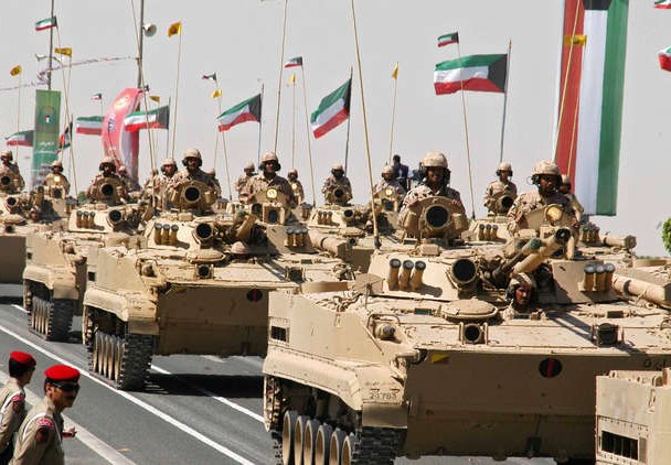 ما دور المرأة في الجيش الكويتي؟