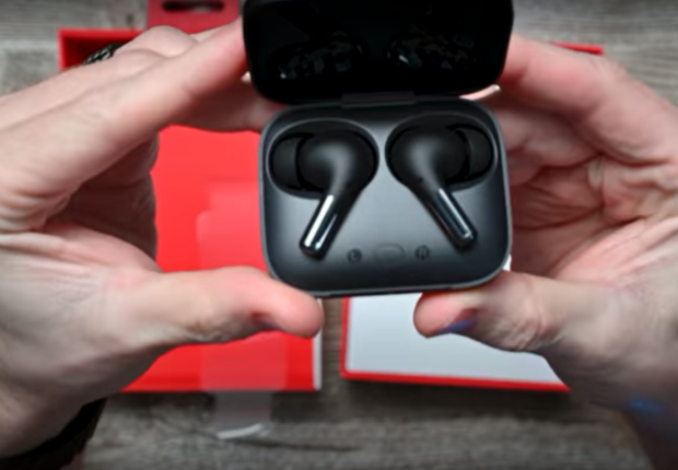 OnePlus تنافس آبل وسامسونغ بسماعات لاسلكية جديدة