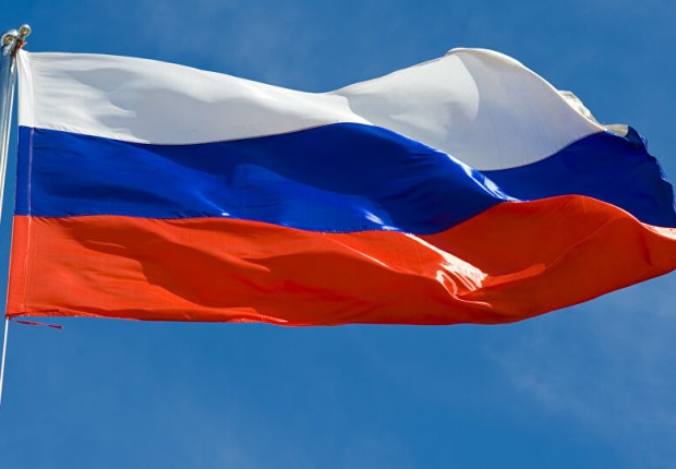 بريطانيا تأخذ على عاتقها تنفيذ أمر بوتين: سيعيدون أموال الأوليغارشيين إلى روسيا