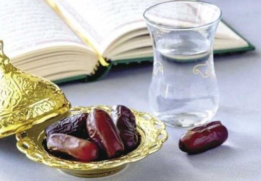 هل يجوز الصيام بدون صلاة