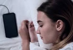 مخاطر شحن الهاتف