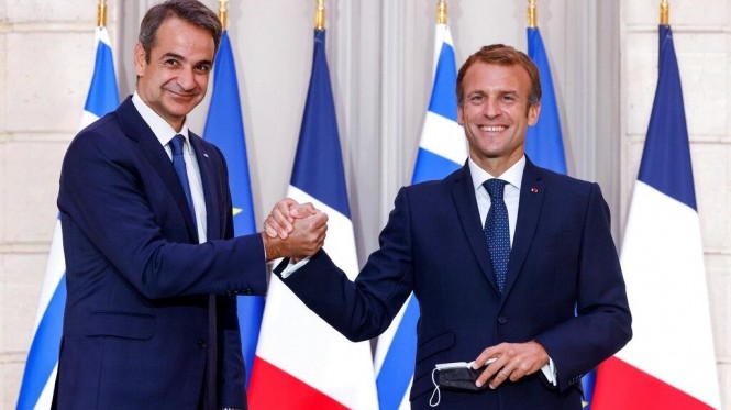 اليونان وفرنسا تقيمان تحالفا بحريا مستقلا