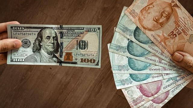 الليره التركيه مقابل الدولار