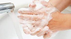 كيف يكون غسل اليدين وسيله للحمايه من الامراض